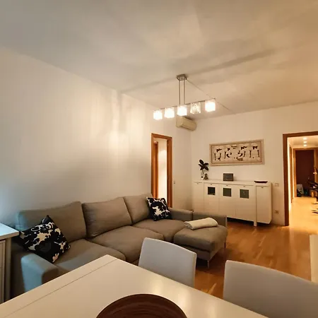 Apartamento Sardenya's Barcelona